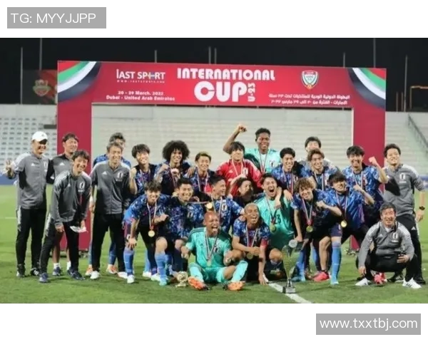 重庆排球队与广州排球队赛后复盘团队协作的成功与不足分析